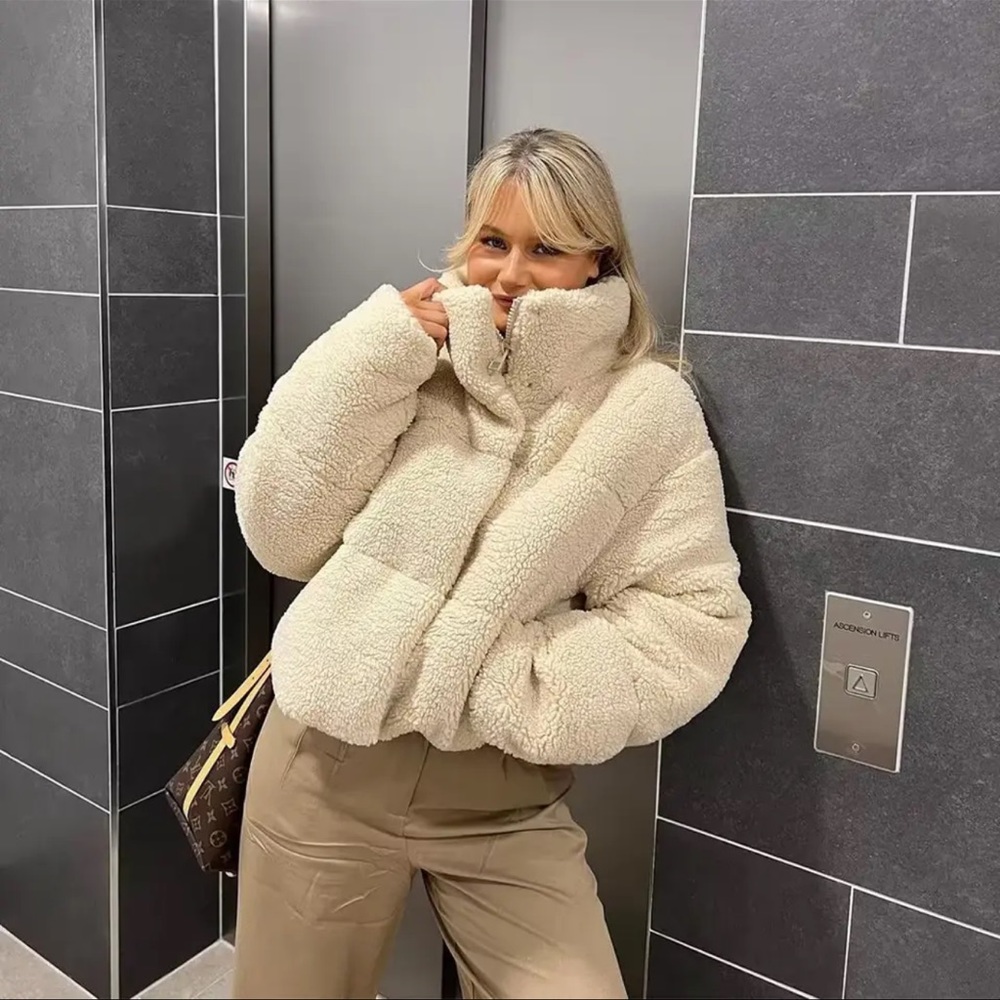 NWT Teddy Bear Jacket in Beige - Picture 1 of 4